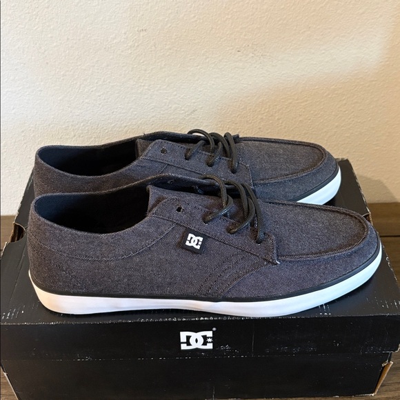 NIB [DC] Standard TX Low Charcoal Gray Canvas Skater Sneakers Shoes Men's 7.5 - Picture 7 of 13